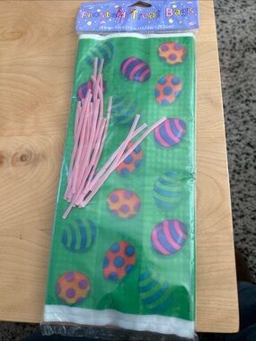 - Green Easter Egg treat Party Favor Bags nip 20